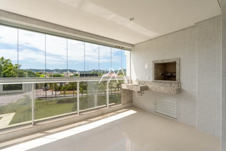 Apartamento à venda na Av das Lagostas em Jurerê