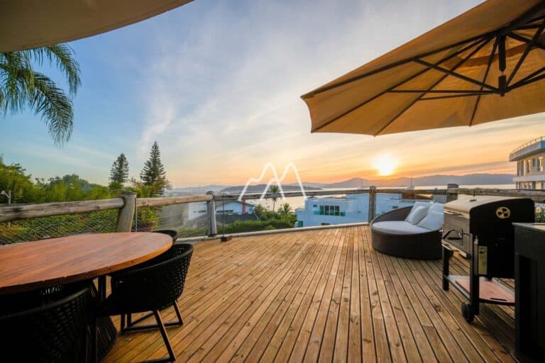 Loft com vista mar à venda em Canajurê